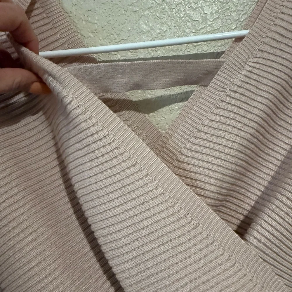 NWOT Blush Pink Sweater Dress Women’s Small Off Shoulder Wrap Style Ribbed Knit - Picture 3 of 4